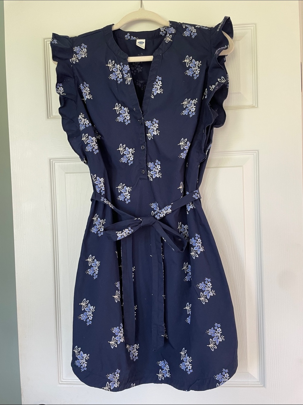 Navy Floral Button-Front Ruffle Sleeve Dress M